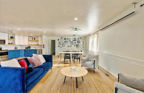 Ogden House | Hiking Trails Close By Private Room & Bathroom