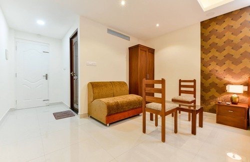 Kaloor Hotel | Hilite Inn