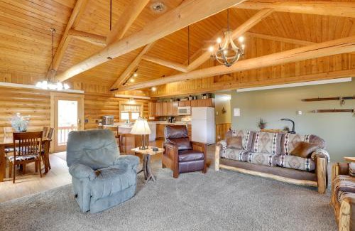 Hill City House | Hill City Log Cabin Along Newton Creek!