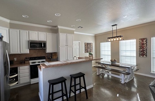 Johnson City House | Hill Country Escape