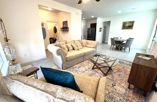 Kyle House | Hill Country Gateway
