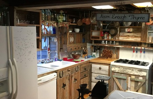 Hunt House | Hill Country Getaway with Guadalupe River access