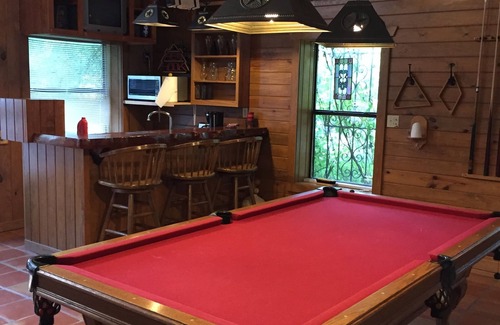 Hunt House | Hill Country Getaway with Guadalupe River access