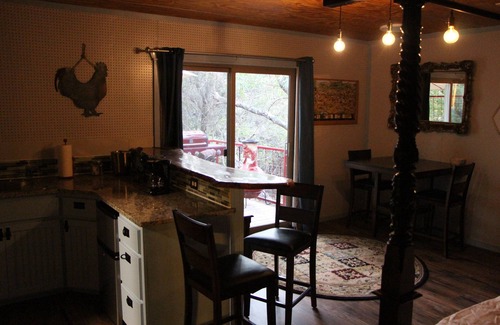 Blanco House | Hill Country Haven (Better than any Hotel!)