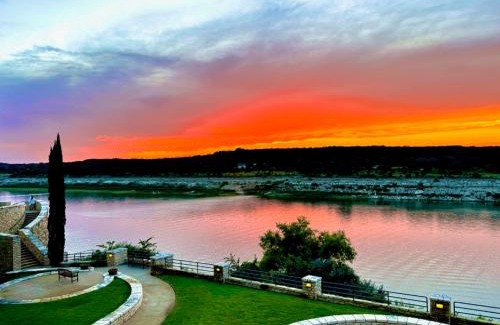 Highland Lake Estates House | Hill Country Island Retreat