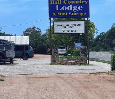 Buchanan Dam Hotel | Hill Country Lodge and Mini Storages