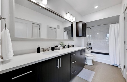 West Oak Hill Apartment | Hill Country Retreat: 2 Bed, 2 Bath Minutes from Downtown Austin