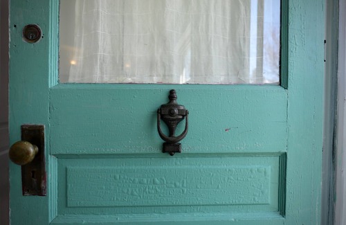 Ketch Harbour Cottage | Hill House is a seaside cottage, 25 min from downtown Halifax. Fully Winterized