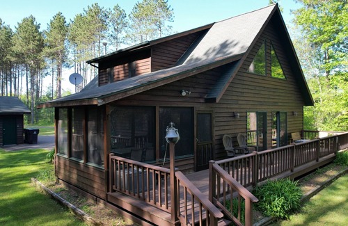 Minocqua Cottage | Hill Lake Charming Minocqua Cabin Fire Pit W&D Pets