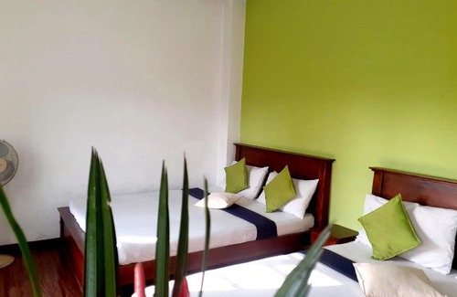 Hatton House | Hill Side Inn