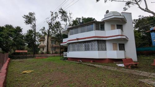 Panchgani House | Hill & Sky Stay Panchgani
