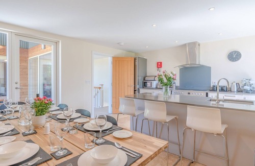 Chipping Campden House | Hill View Rise - sleeps 8 guests in 4 bedrooms