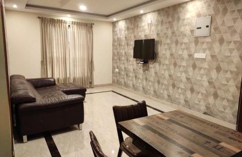 Kandal Hotel | Hillcrest Metro
