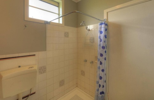 Waterview Heights Hotel | Hilldrop Motor Inn