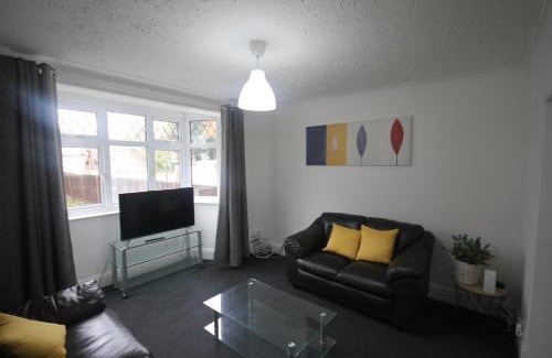 Uxbridge North House | Hillingdon's House