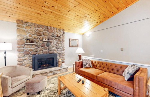 Arbor Vitae House | Hillis House