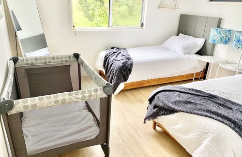 Closeburn House | Hills Cottage - eco-friendly, pets welcome!