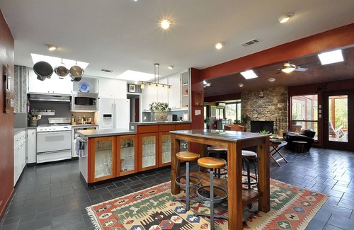 Barton Hills House | Hills Haven - beautiful, unique and close to everything!