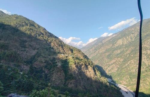 Narainkoti Apartment | Hills Sunshine Home Stay