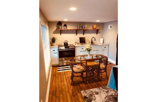 Ridgeway Apartment | Hillside Haven on Lake Wateree- Entire House