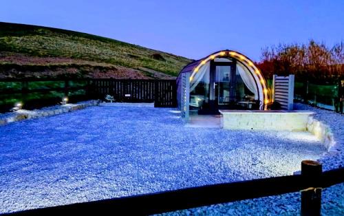 Doolin Ski Chalet | Hillside Hideaway