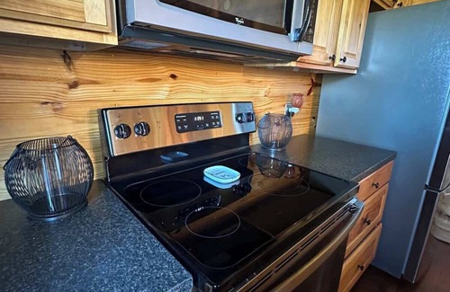 Longview Cabin | Hillside Hideaway Sum