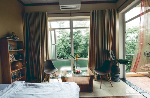 Thuy Xuan Bed & Breakfast | Hillside homestay Hue - Triple room