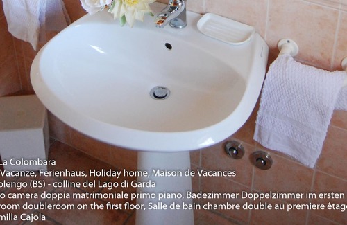 Pozzolengo Villa | Hillside villa - Lake Garda