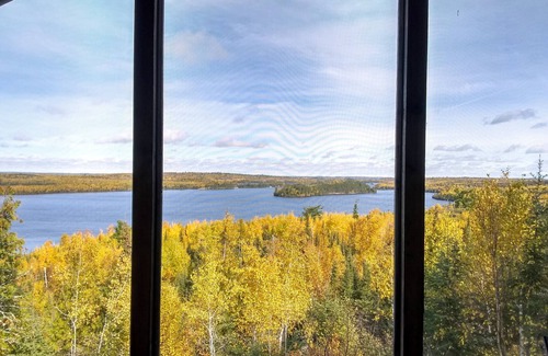 Ely Cabin | Hilltop Cabin – Scenic BWCA Lookout with Historic Charm & Resort Amenities