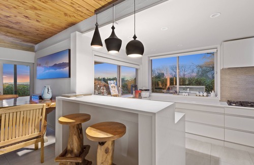 Stillwater Villa | Hilltop Country Retreat with Seaviews