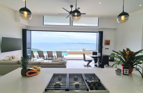 Camaronal House | Hilltop Haven: 3 Master Suites, Ocean&jungle Views