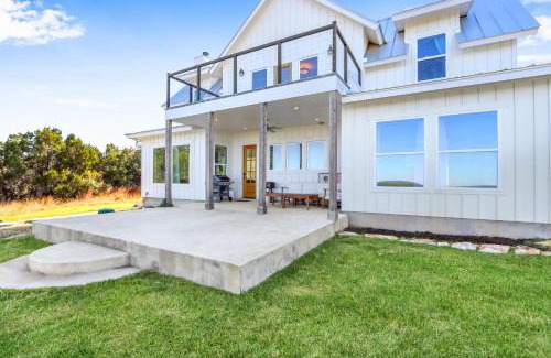 Johnson City House | Hilltop House