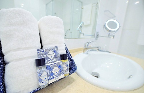 Barcarena Bed & Breakfast | HILLTOP OASIS - Lisboa Oeiras