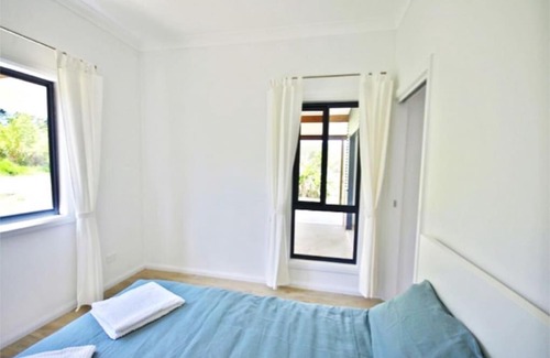 Pillar Valley Apartment | Hilltop Retreat - best of both worlds: Beach/farm