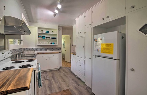 Hilo Apartment | Hilo Apartment: Ocean Views on the Hamakua Coast!