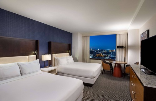 Waller Creek District Hotel | Hilton Austin