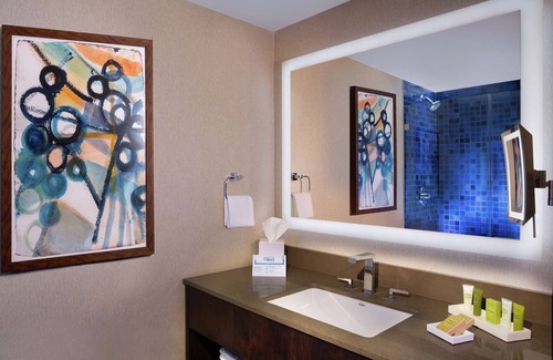 Waller Creek District Hotel | Hilton Austin