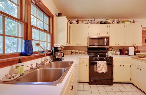 Ames Apartment | 'Hilton Coliseum Townhome' Near Jack Trice Stadium