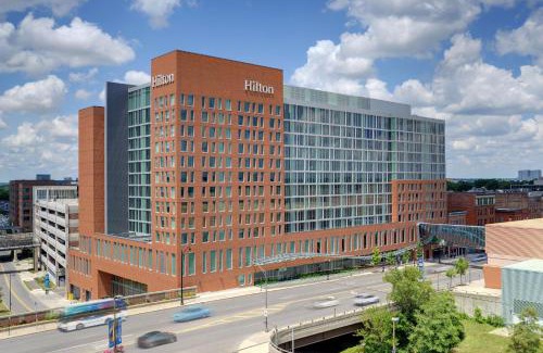Arena District Hotel | Hilton Columbus Downtown