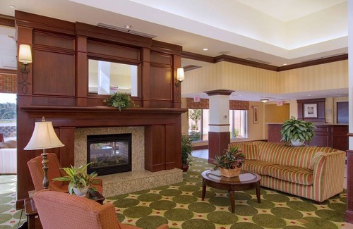 Bridgeport Hotel | Hilton Garden Inn Clarksburg
