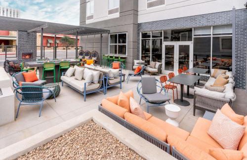 Uptown Hotel | Hilton Garden Inn Albuquerque Uptown