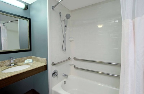 Mesa Park Hotel | Hilton Garden Inn Austin NW - Arboretum
