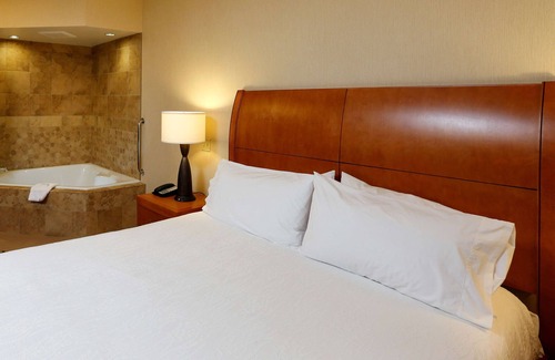 Cedar Falls Hotel | Hilton Garden Inn Cedar Falls