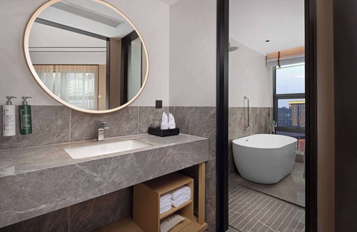 Jinjiang Hotel | Hilton Garden Inn Chengdu Chunxi Road Center