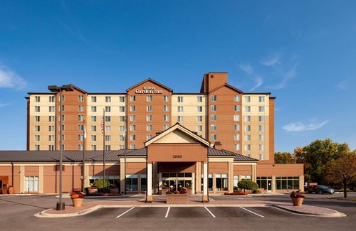 Des Plaines Hotel | Hilton Garden Inn Chicago O'Hare Airport