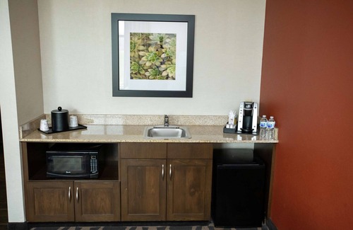 Miamisburg Hotel | Hilton Garden Inn Dayton South-Austin Landing