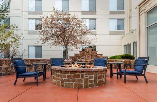 Aurora Hotel | Hilton Garden Inn Denver Airport