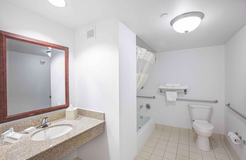Johnston Hotel | Hilton Garden Inn Des Moines/Urbandale