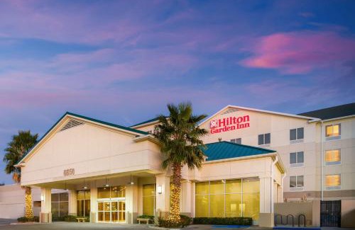 Biggs Field Hotel | Hilton Garden Inn El Paso Airport