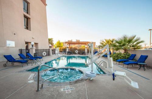 El Paso Hotel | Hilton Garden Inn El Paso University